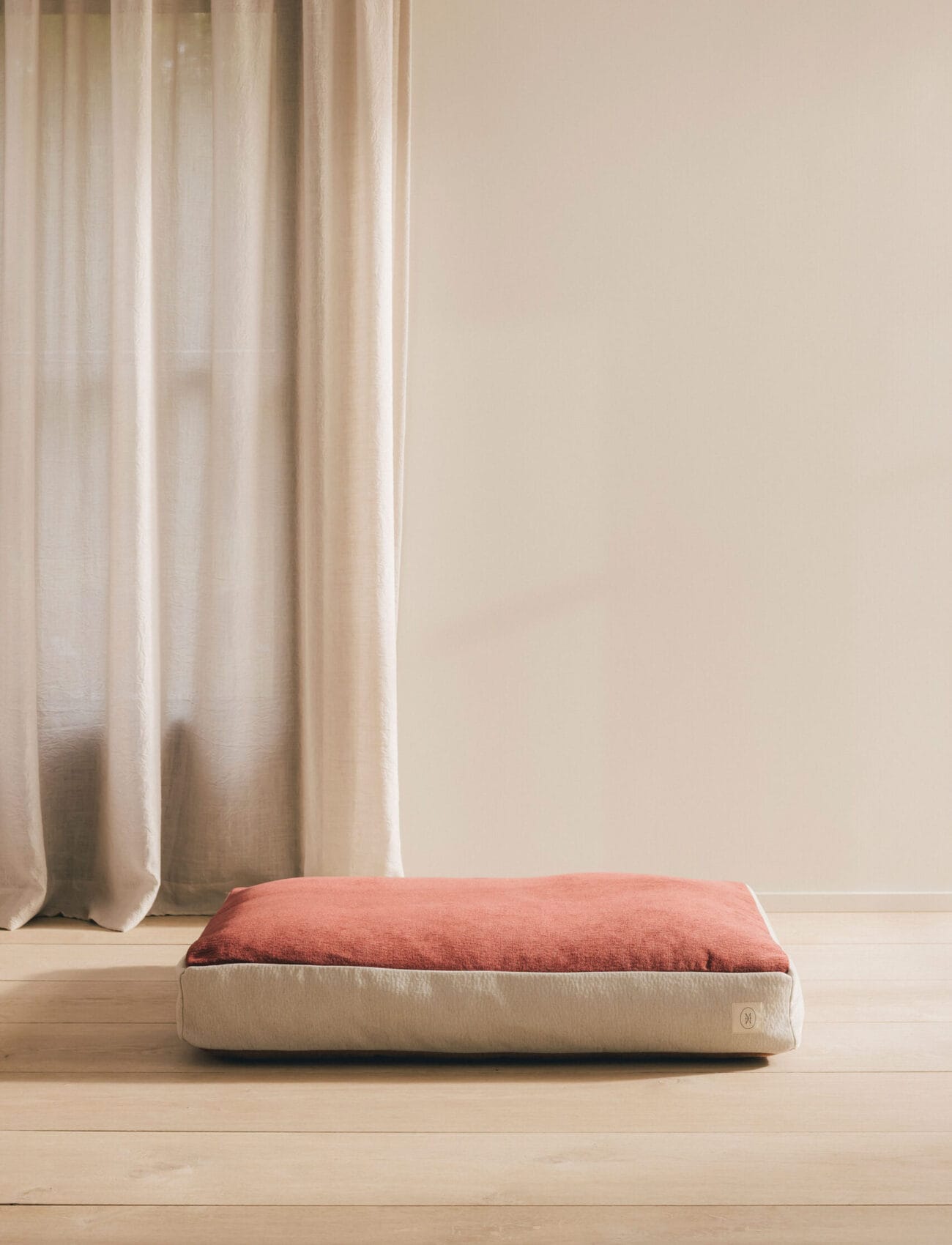 Cloud – M – Maple hover_image