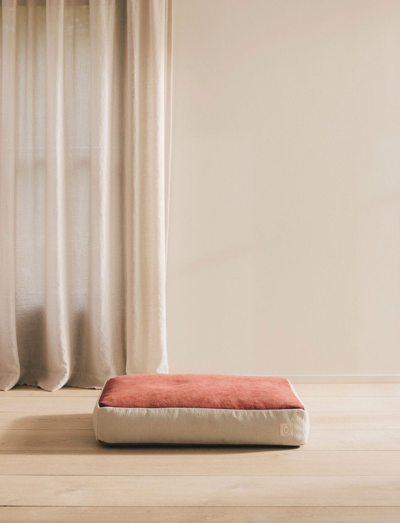 Cloud – S – Maple hover_image