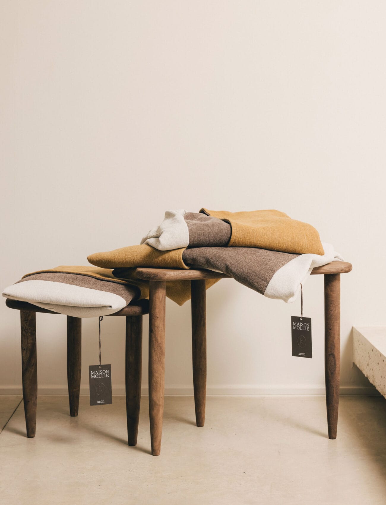 Cocoon – Cover – S – Milou hover_image