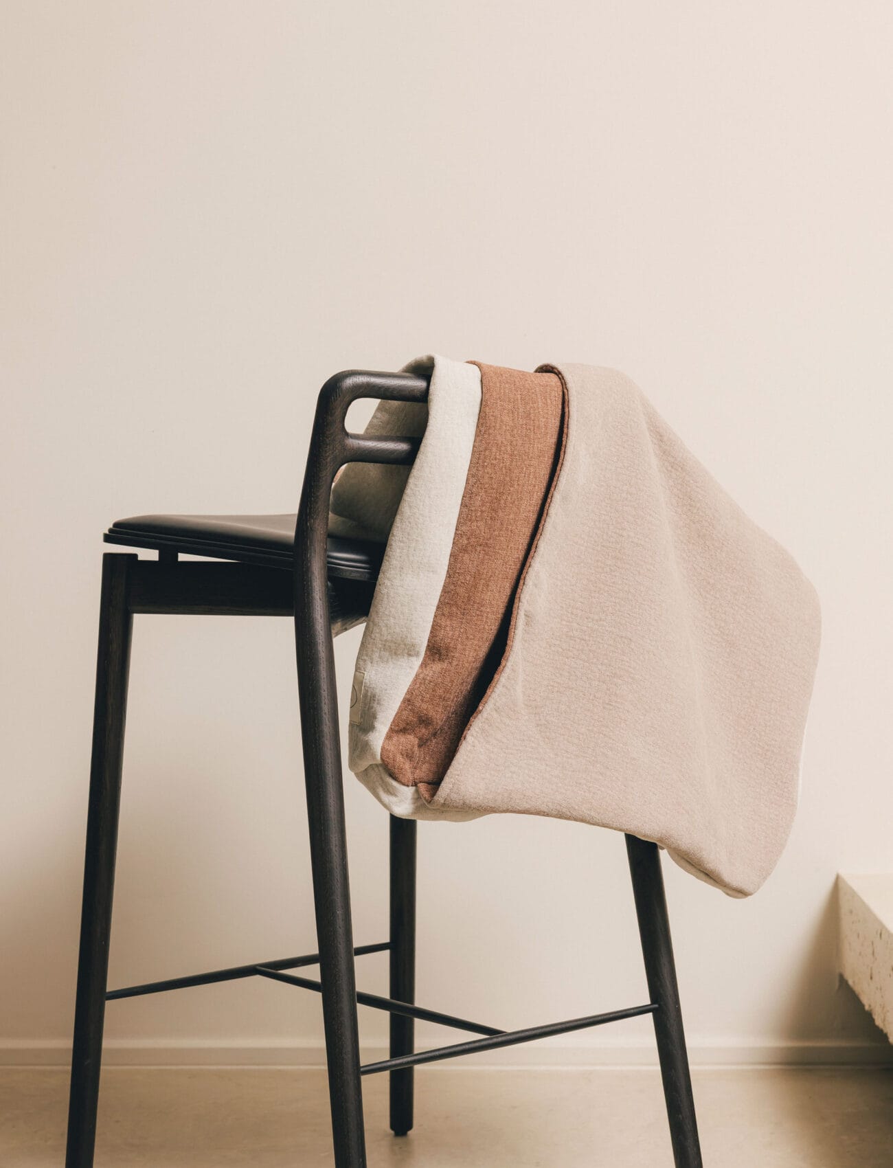 Cocoon – S – Marley hover_image